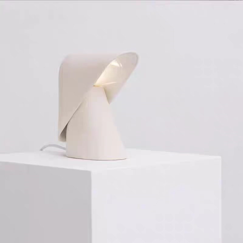 Modern Minimalist Resin LED De - огляд і ціна Resin Art Floor Design