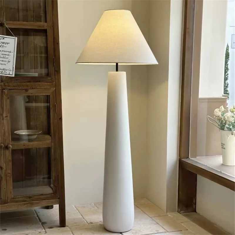 Wabi Sabi White Mushroom Stand - огляд і ціна Resin Art Floor Design